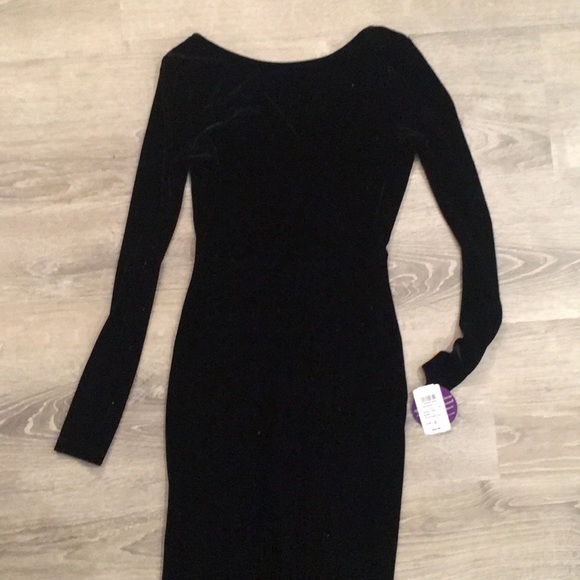 windsor black velvet dress